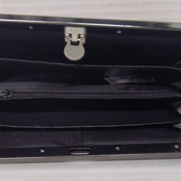 Red 80's / 90's Women's Wallet "W Logo" (Unknown) Clasp Latch - Faux Leather - Picture 7 of 8